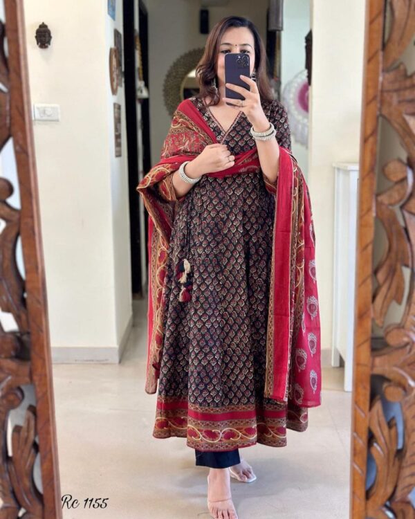 Beautiful printed with Handwork Anarkali Kurta Dupatta Set in new Summer Color
