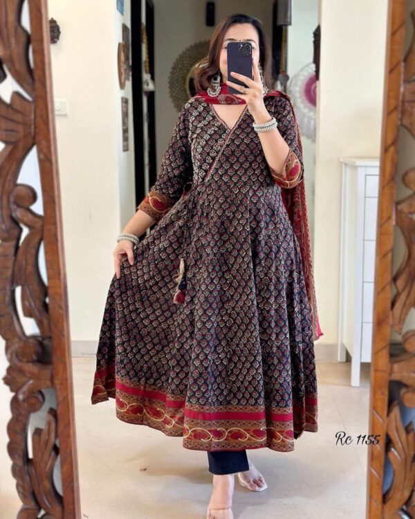 Beautiful printed with Handwork Anarkali Kurta Dupatta Set in new Summer Color