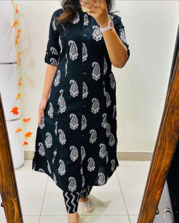 Co-ord set in Aline pattern paired with Ankle length pant