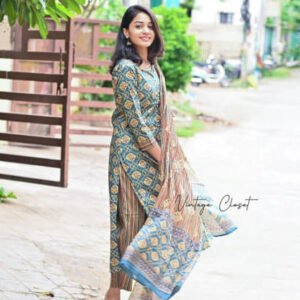 Floral Print Kurti Set* - Kurti with a neckline and Fancy Moti Buttons with 3/4 sleeve paired with set bottom and Dupatta