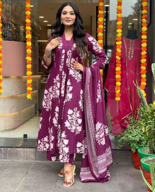 Alia kurta set with new style colors