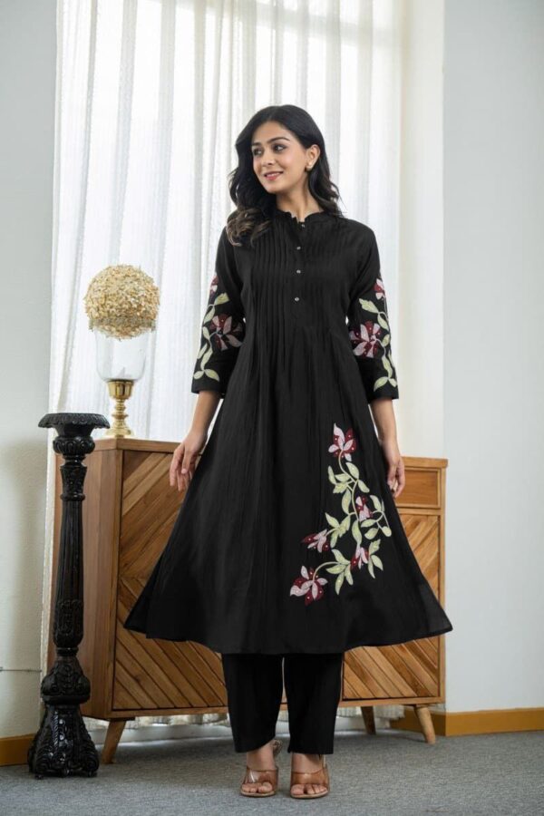 Pure Cotton Fabric Pleated Pattern Kurta