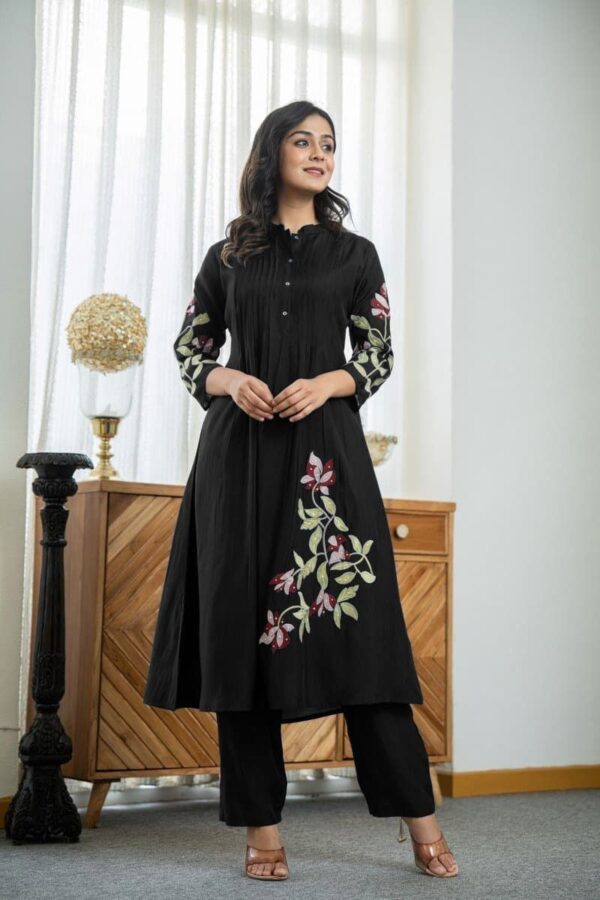 Pure Cotton Fabric Pleated Pattern Kurta