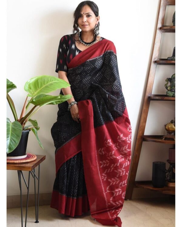DIGITAL PRINT LINEN SAREE WITH DIGITAL PRINT BLOUSE