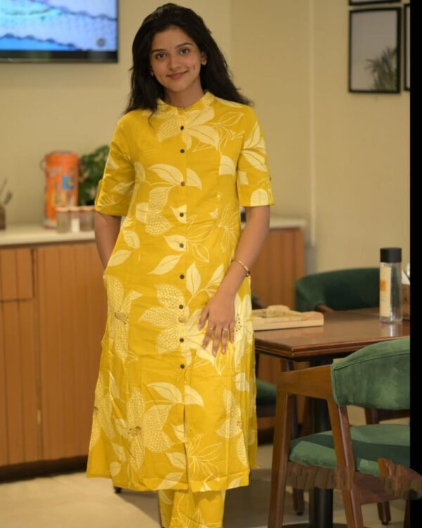 New designer Co-ord set in an Aline pattern paired with Ankle length pant