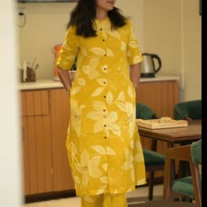 New designer Co-ord set in an Aline pattern paired with Ankle length pant