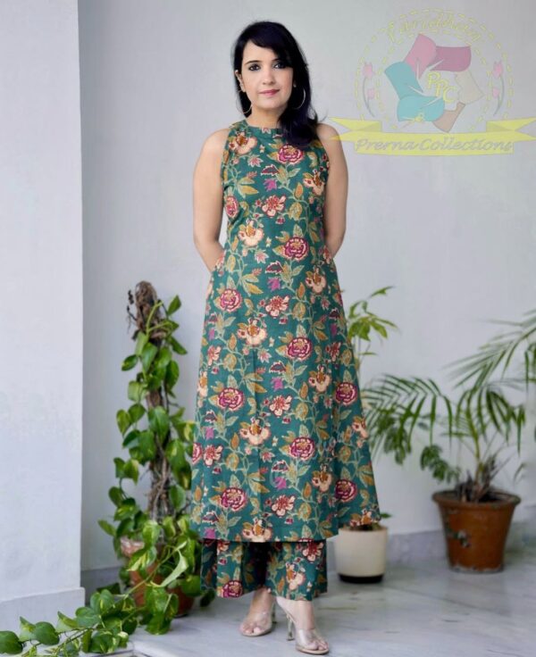 Halter-neck Cord set in Pure cotton with perfect mix of heritage and modernity