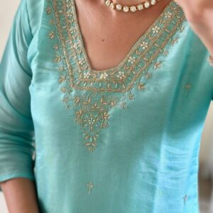 Beautiful Heavyweight 3pcs kurti set sequins with handwork work Suit beautifully decorated